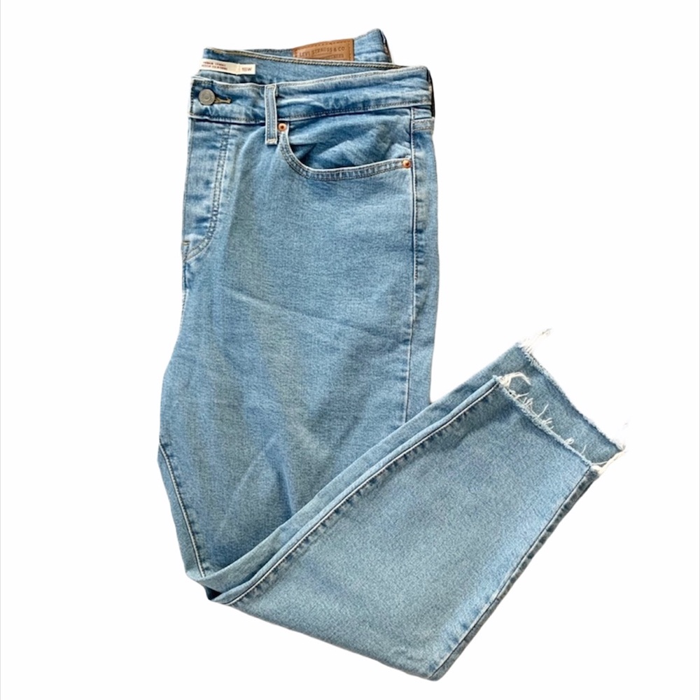Wedgie Skinny Jeans // Levi’s